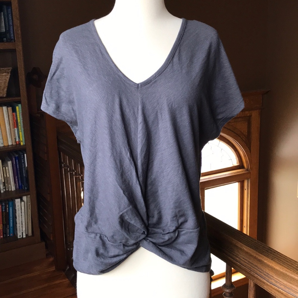 Universal Thread top